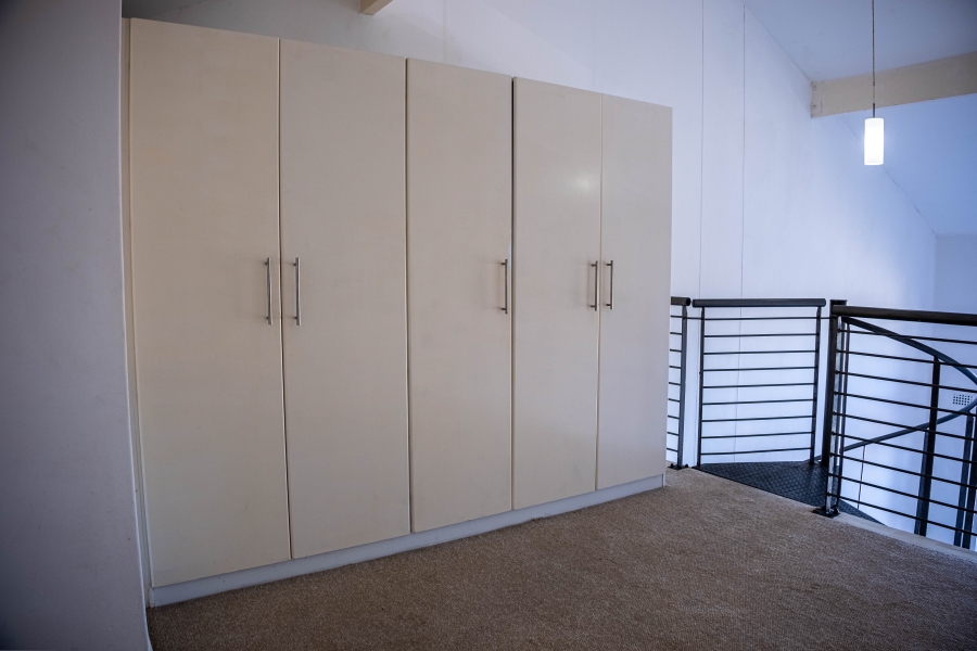 To Let 1 Bedroom Property for Rent in Muizenberg Western Cape